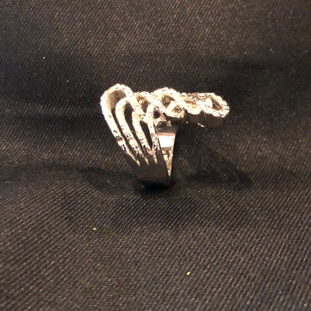 Diamond Cut Ring - Picture 3 of 4